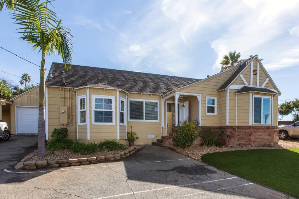Heart Of Historic Downtown Vista Home. Walk Everywhere エクステリア 写真